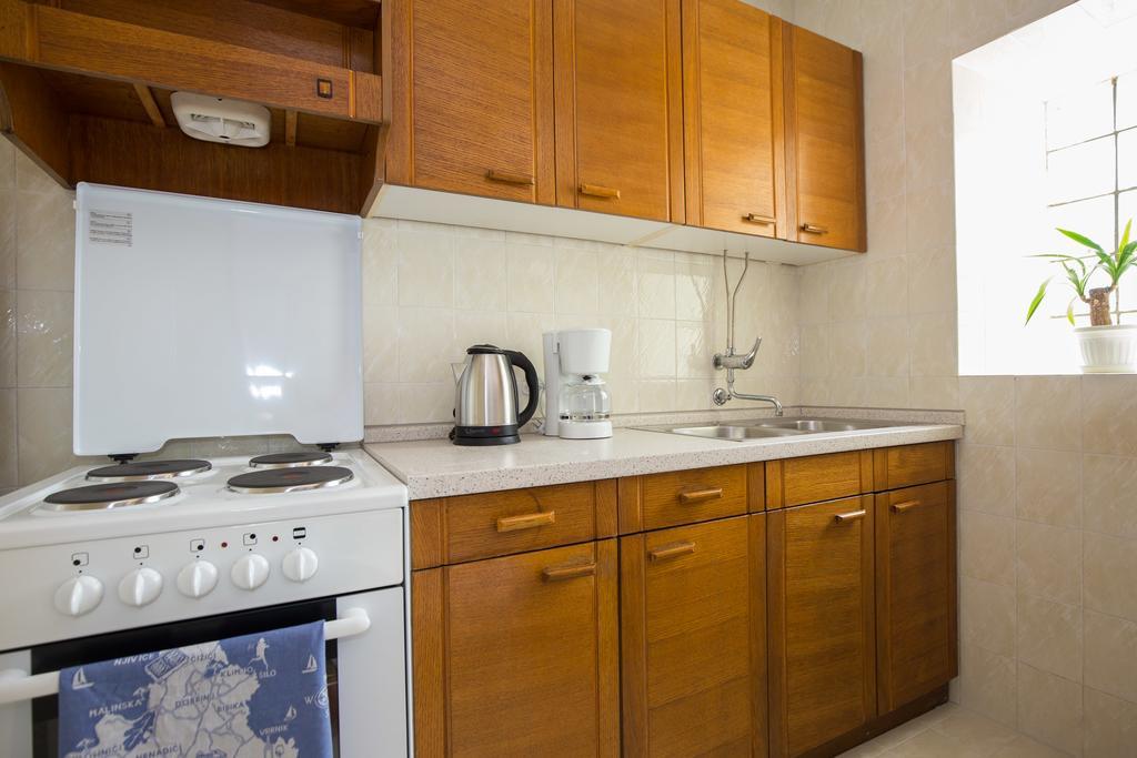 Holiday Home Mery By El-Pi Tours Malinska Zewnętrze zdjęcie